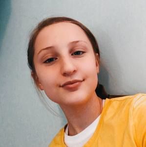 Meet your Posher, Mia